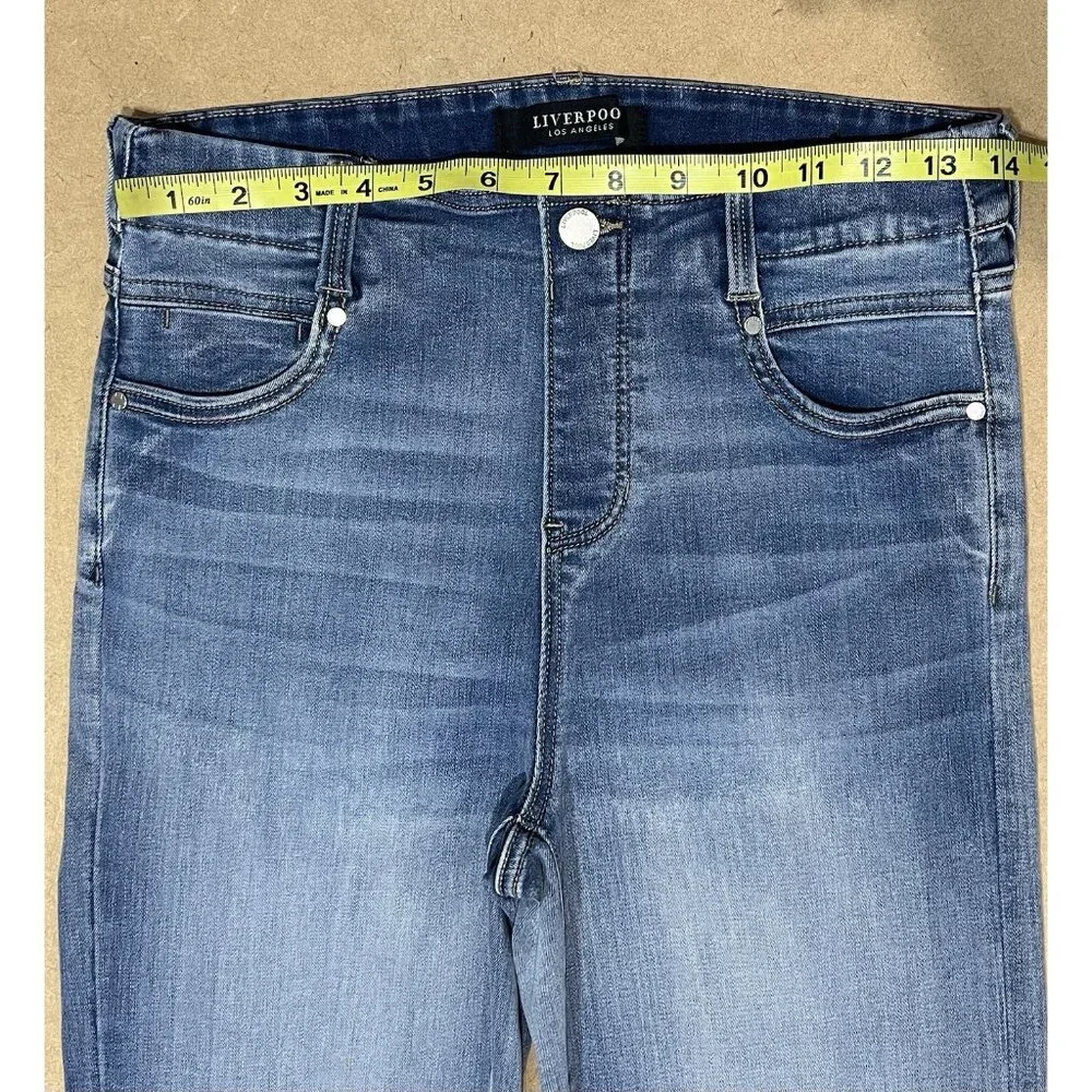 Liverpool Women Size 28 Jeans GiaGlider Crop Pull-On Fray Hem Stretch Alverston - Picture 6 of 14